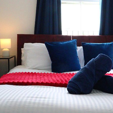 Brand New Modern Apartments Steps From Gloucester Quays Luaran gambar
