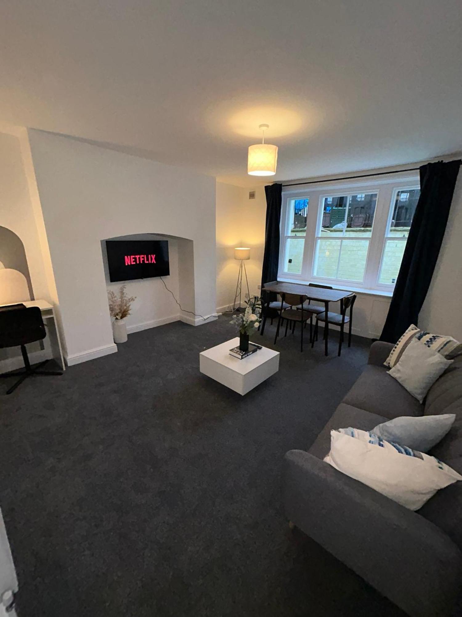 Brand New Modern Apartments Steps From Gloucester Quays Luaran gambar
