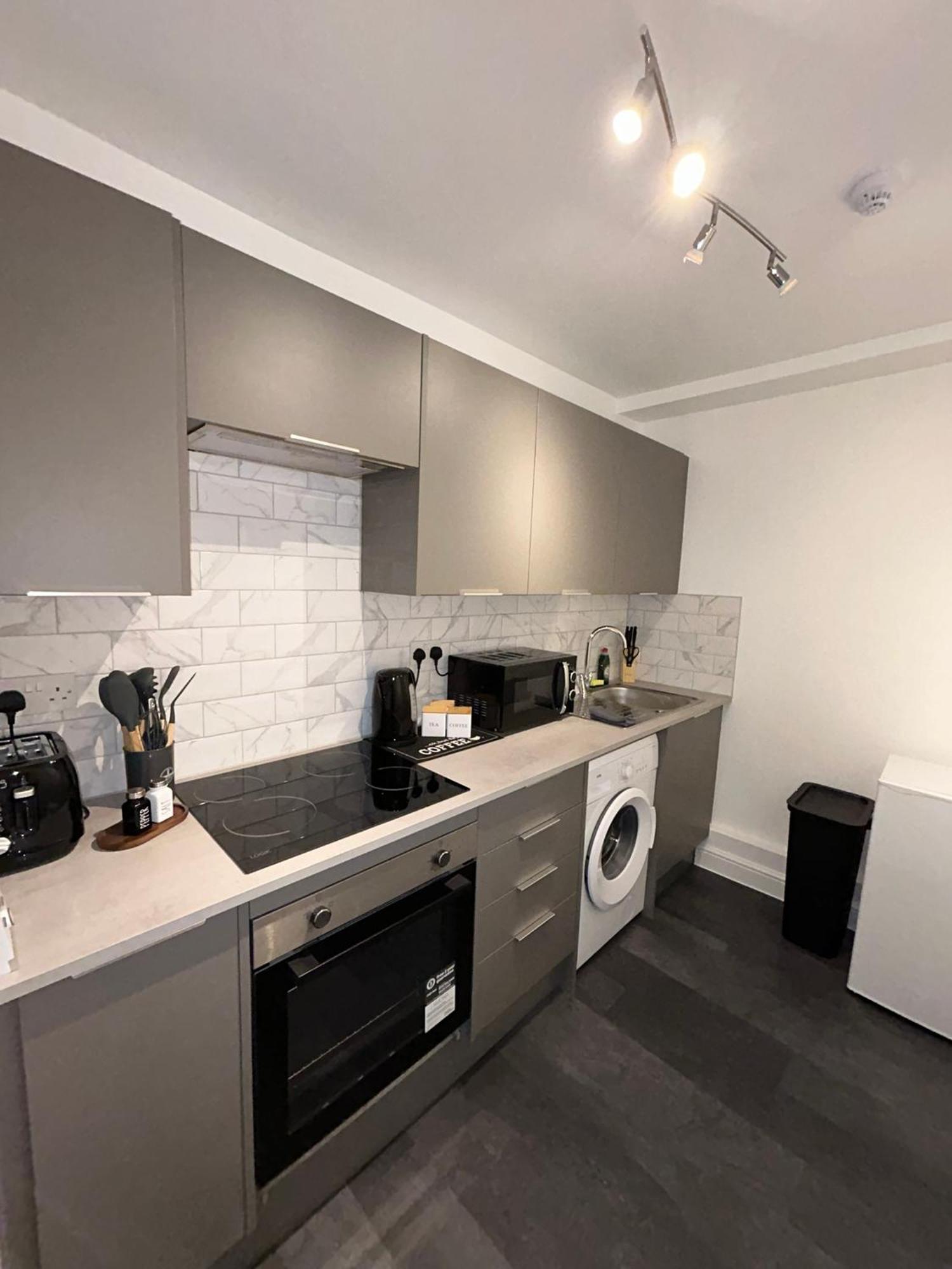 Brand New Modern Apartments Steps From Gloucester Quays Luaran gambar