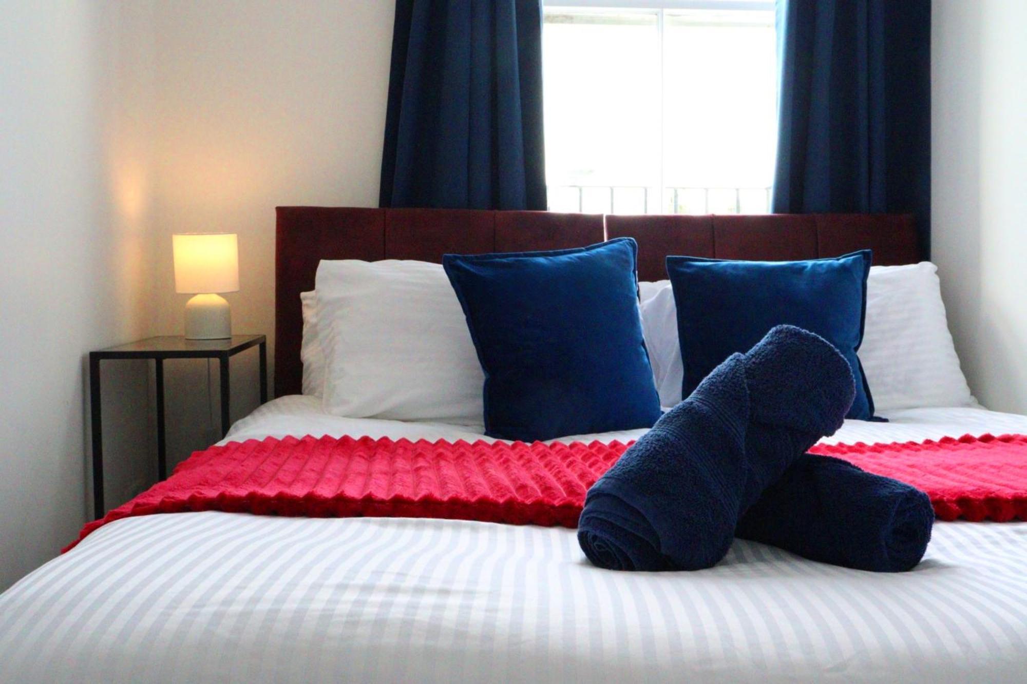 Brand New Modern Apartments Steps From Gloucester Quays Luaran gambar