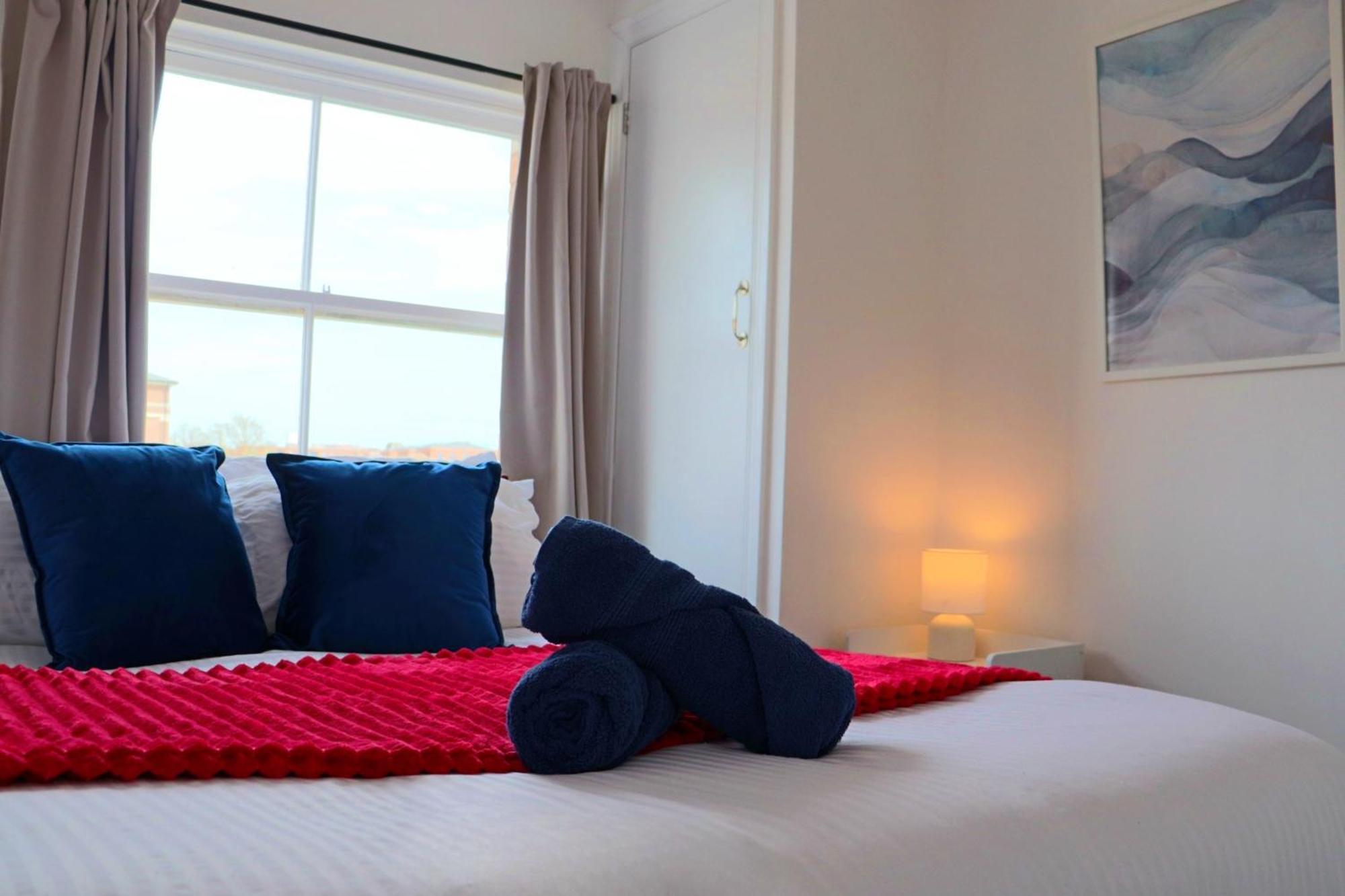 Brand New Modern Apartments Steps From Gloucester Quays Luaran gambar