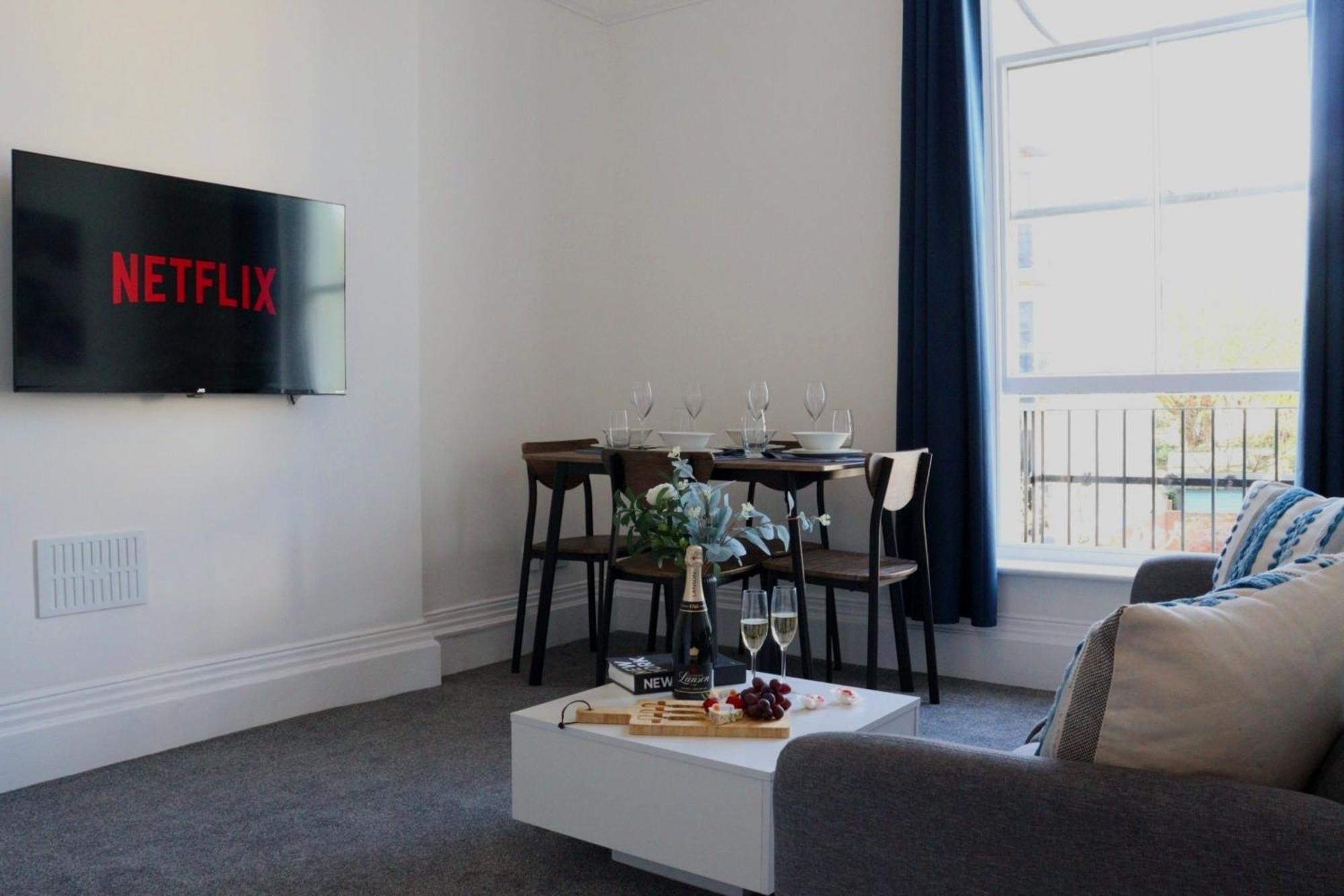 Brand New Modern Apartments Steps From Gloucester Quays Luaran gambar