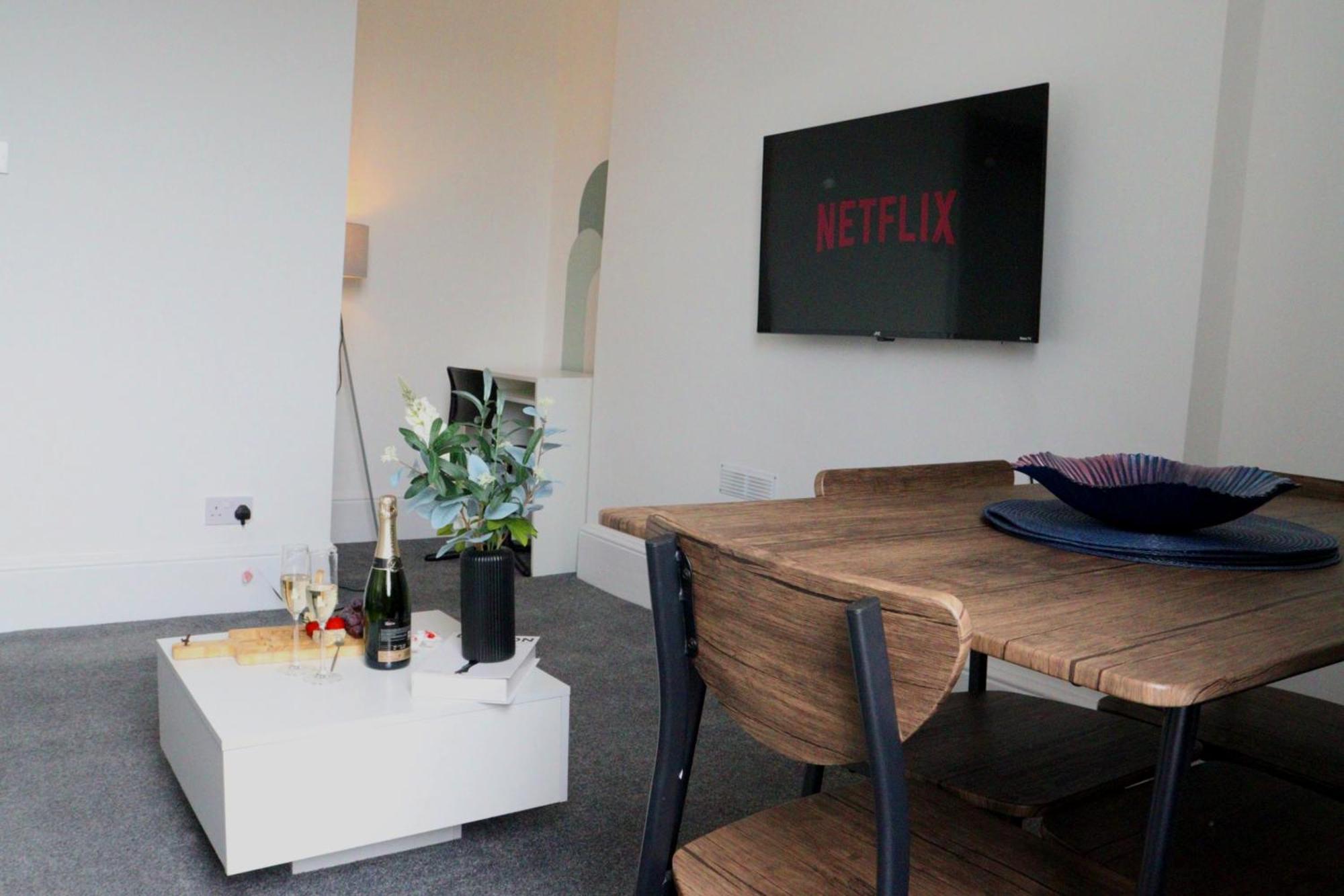 Brand New Modern Apartments Steps From Gloucester Quays Luaran gambar