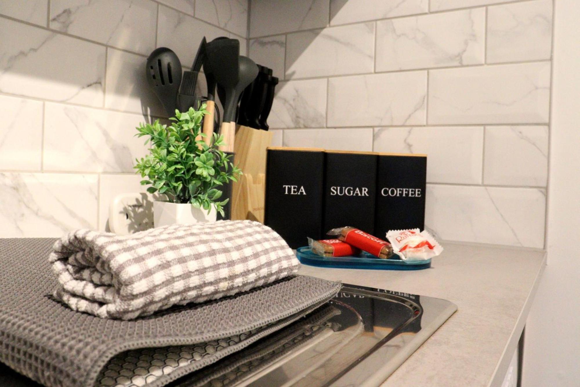Brand New Modern Apartments Steps From Gloucester Quays Luaran gambar